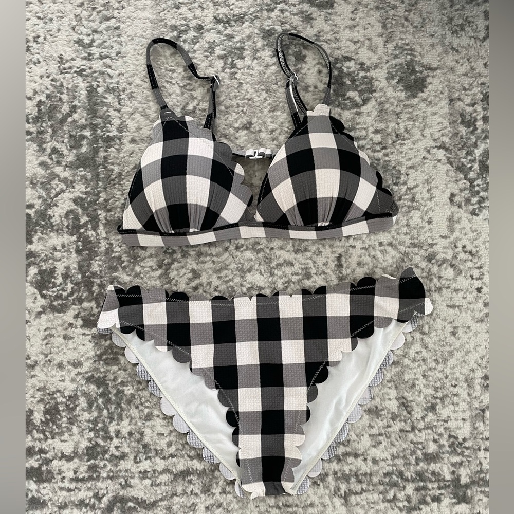 3/$40 Checkered Black and White Bikini Set. Medium.